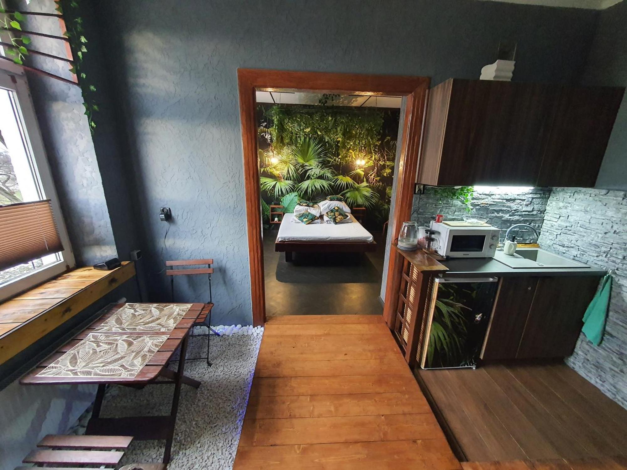 Tropicana Jacuzzi Apartment Krakow Luaran gambar
